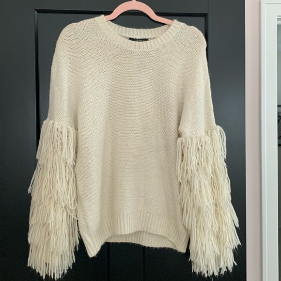 Women’s Forever 21 Chunky Knit Boho Cream Sweater w/ Fringed Sleeves. Size M - Picture 1 of 13
